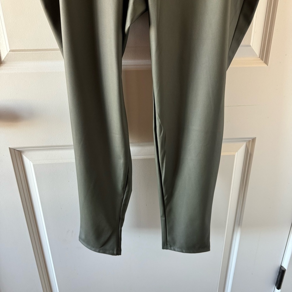 Torrid faux leather leggings - Picture 4 of 13